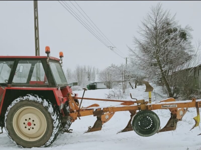 Pług Huard 4 (3+1)