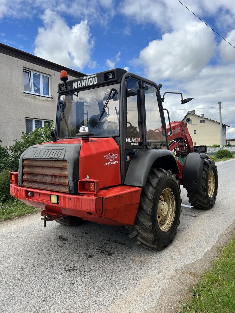 Ładowarka teleskopowa Manitou MLA 628 Powershift