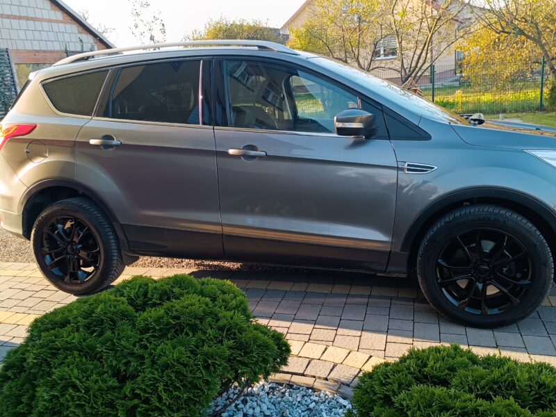 Ford KUGA Mk1