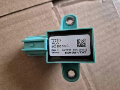 CZUJNIK UDERZENIA SENSOR UDERZENIOWY AUDI A4 B8 A5 8T Q5 8K0955557C