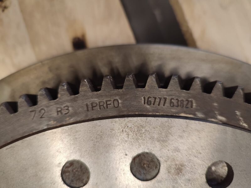 Koło zamachowe 1J415-2511 Kubota V3007 Merlo P 25.6