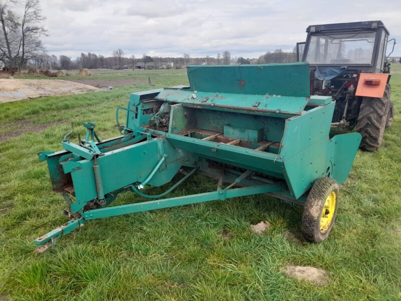 Sprzedam prasę kostkującą john deere