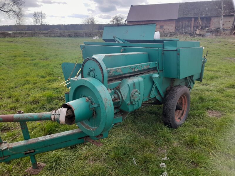 Sprzedam prasę kostkującą john deere