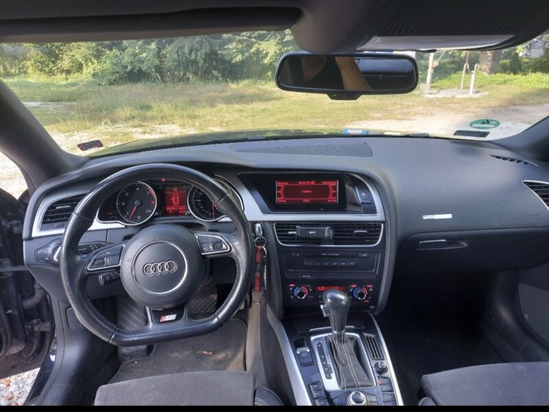 Audi A5 2.7 TDI S-LINE