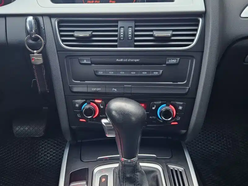 AUDI A4 B8 3.0 TDI QUATTRO