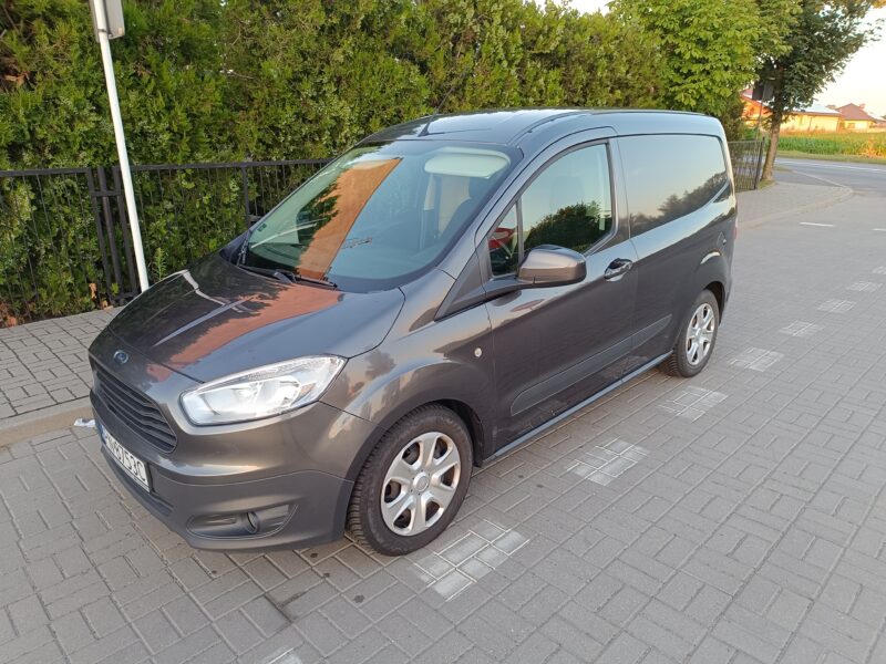 Ford Transit Courier VAT1 fv23%