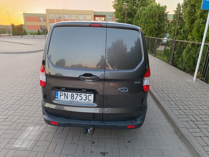 Ford Transit Courier VAT1 fv23%