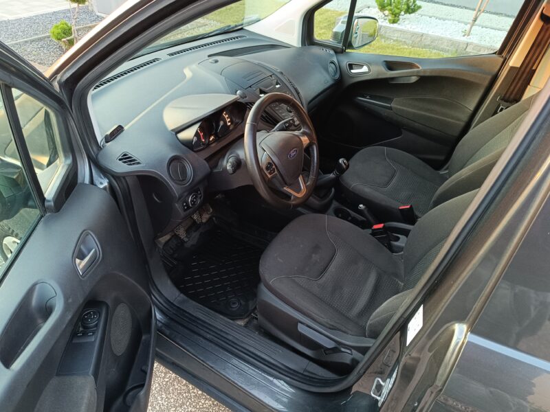 Ford Transit Courier VAT1 fv23%