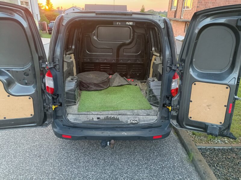 Ford Transit Courier VAT1 fv23%