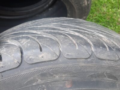 Opony letnie 235/45/17