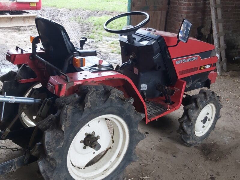 Minitraktorek 17 koni Mitsubishi mt155