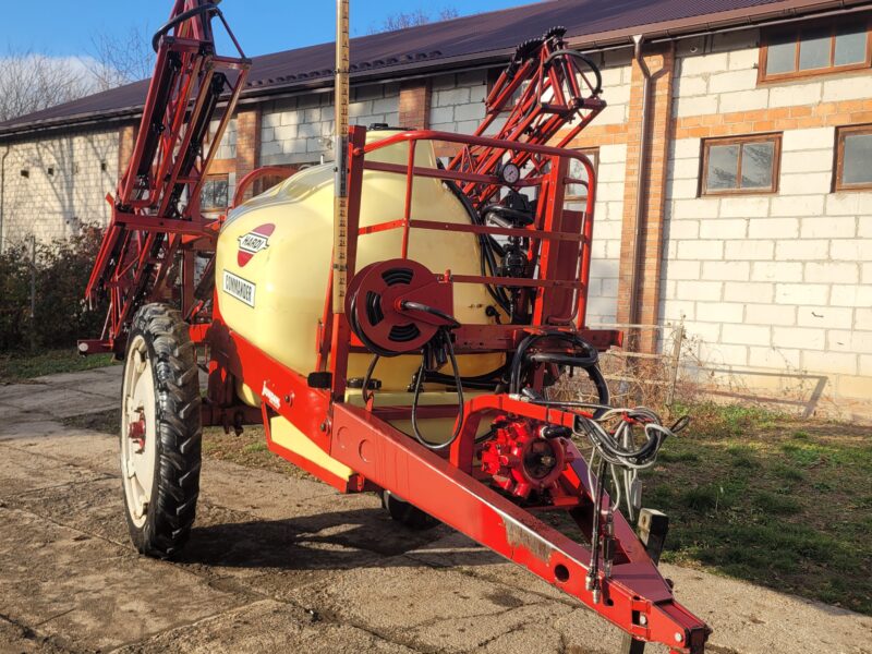 Opryskiwacz Hardi Commander 2800L szerokość robocza 15m.