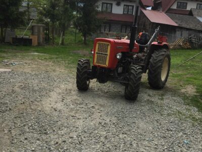 C360 4x4 silnik zetor