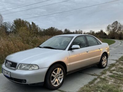 Audi a4 b5 1.8 125km