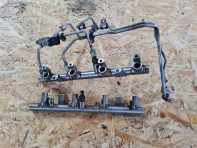 LISTWA WTRYSKOWA AUDI 4.2 FSI 079133315E