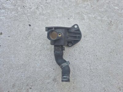OBUDOWA TERMOSTATU AUDI A4 B6 B7 2.0 ALT 1.8T