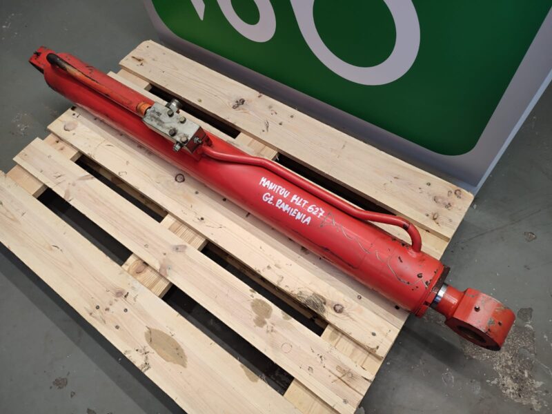 Zamek hydrauliczny 08498803323503F siłownika głównego ramienia MANITOU MLT 627