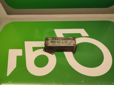 Chłodnica oleju F842201510230 Fendt 516 Vario Deutz TCD 4.1 L4