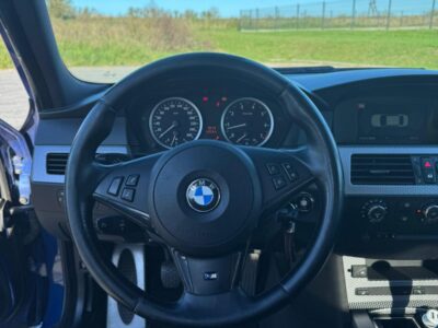 BMW E60 252i