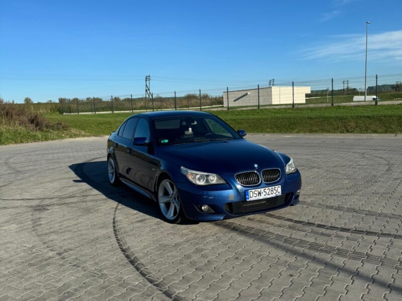 BMW E60 252i