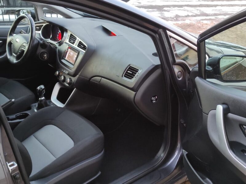 Kia Ceed Kia Ceed 2013r 1.6 GDI Eco Dynamic benzyna Nawigacja Tempomat Światła LED