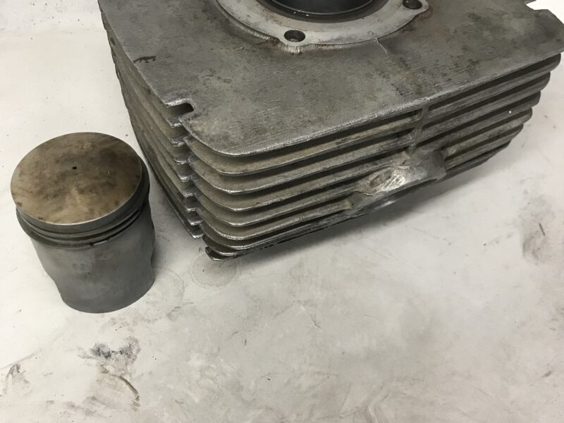 CYLINDER MZ 250 1SZLIF Z TŁOKIEM