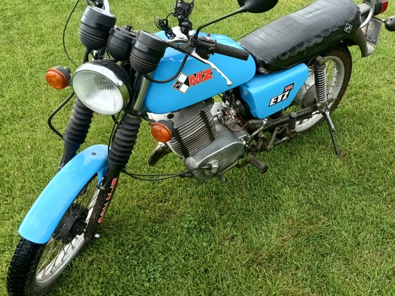 MZ Etz 250 biała tablica