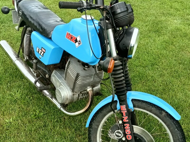 MZ Etz 250 biała tablica