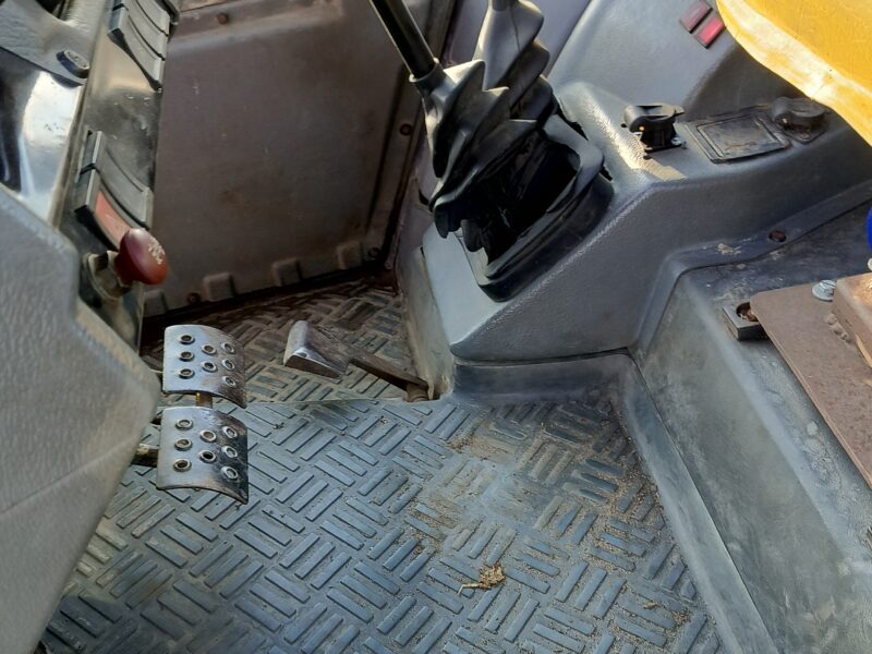 Sprzedam ciągnik rolniczy Massey Ferguson 3690