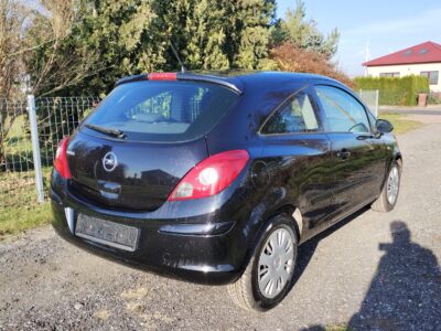 Opel Corsa D sprowadzony klima