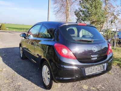 Opel Corsa D sprowadzony klima