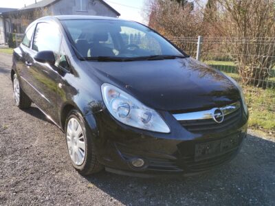 Opel Corsa D sprowadzony klima