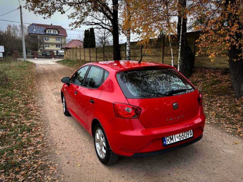 Śliczny Seat Ibiza 2012R POLIFT