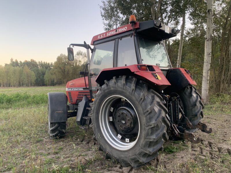 Case 5130 MAXXUM