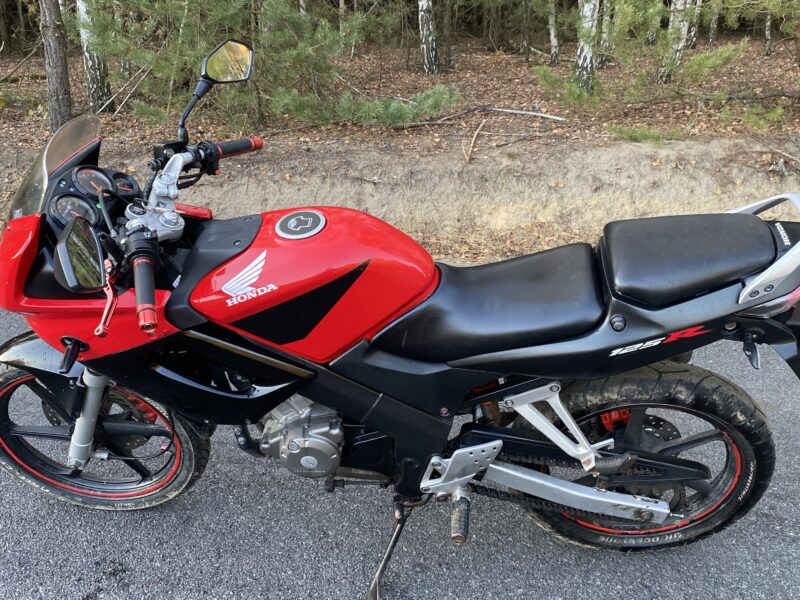 Honda cbr 125