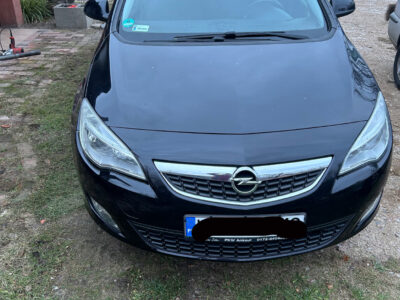 Opel astra j