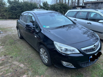 Opel astra j