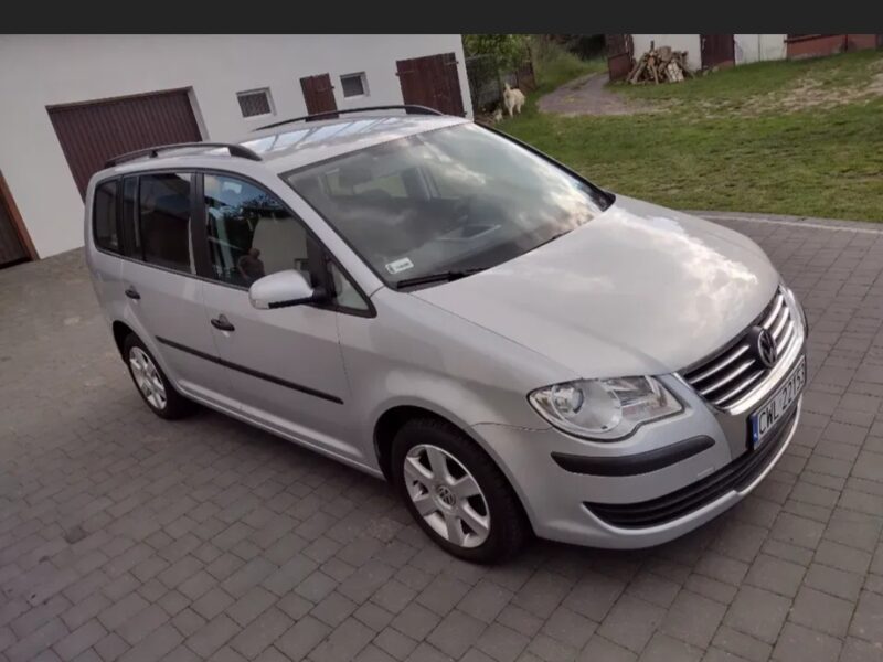 Volkswagen Touran 1.6mpi GAZ 7os. 2007