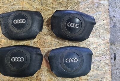 Airbag Audi A4 b5 lift czarny