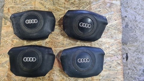 Airbag Audi A4 b5 lift czarny