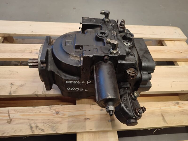 Pompa jazdy 484830 Sauer-Danfoss 90R075 FMSCD8D Merlo P