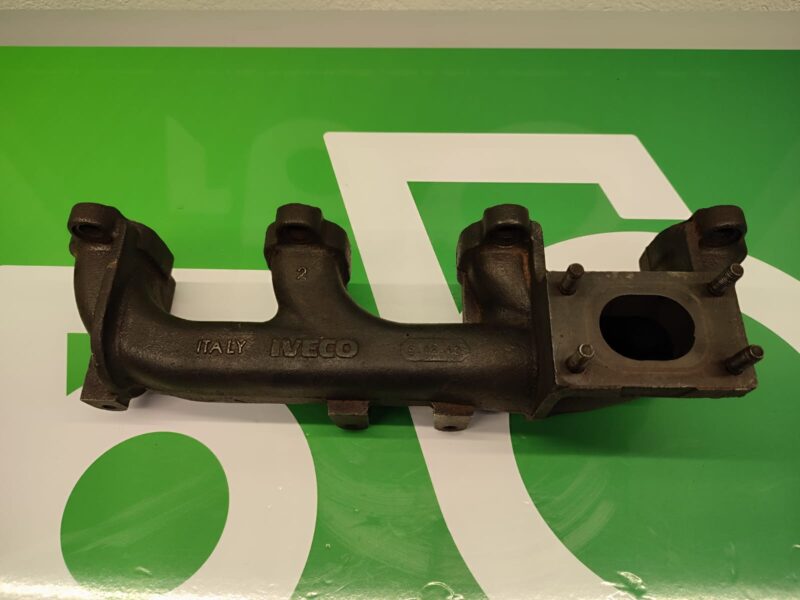 Kolektor wydechowy 504066618 Iveco 8045.25 New Holland LM 430