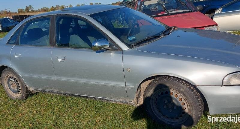 Części A4 B5 98r 1.9 TDI AHU DHL silnik maska szyba sanki
