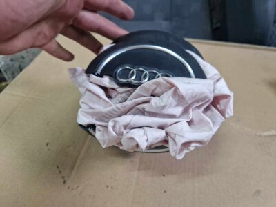 AUDI A4 B8 8K LIFT AIRBAG PODUSZKA POWIETRZNA KIEROWCY S-LINE 8K0880201AE