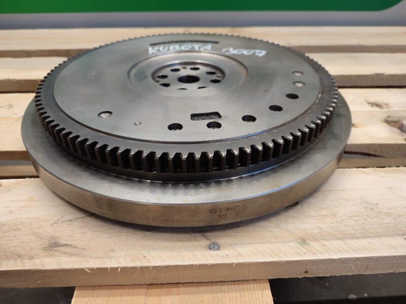 Koło zamachowe 1J415-2511 Kubota V3007 Merlo P 25.6