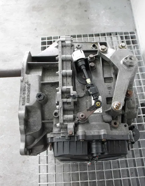 Skrzynia biegów Powershift Ford Focus II 2.0 Tdci Volvo 7m5r7000ad