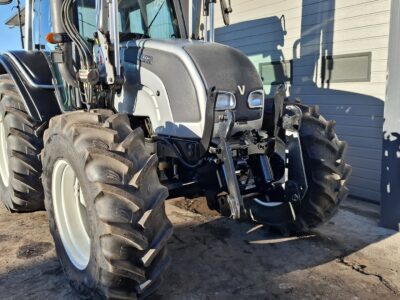 Valtra N141