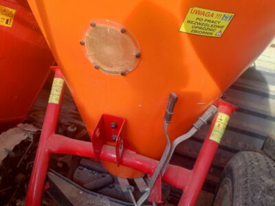 Rozsiewacz Dexwal 400L