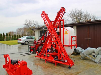 Opryskiwacz 1000L 15m HYDRAULICZNIE ROZKŁADANY Opryskiwacz polowy zawieszany Lisicki