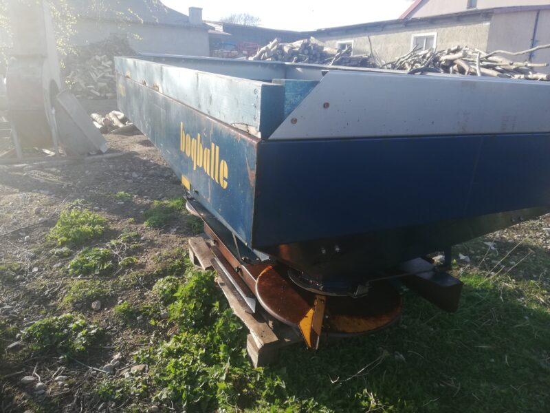 Rozsiewacz Bogballe D1000